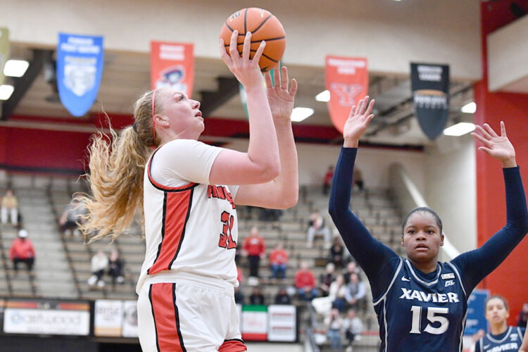 Youngstown State knocks off Xavier in opener